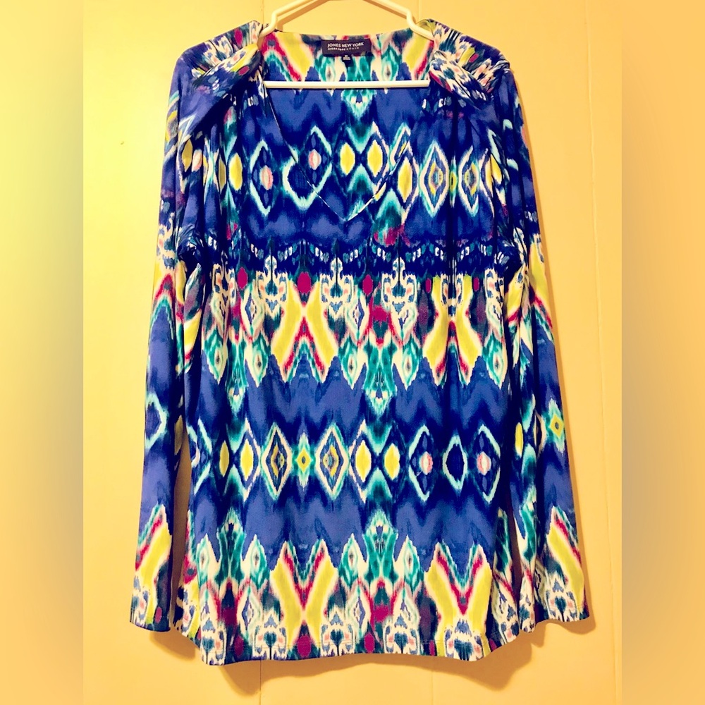 Jones New York V-Neck Colorful Abstract Top